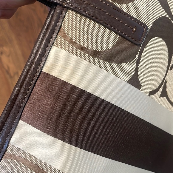 Coach Tote! - Picture 4 of 6